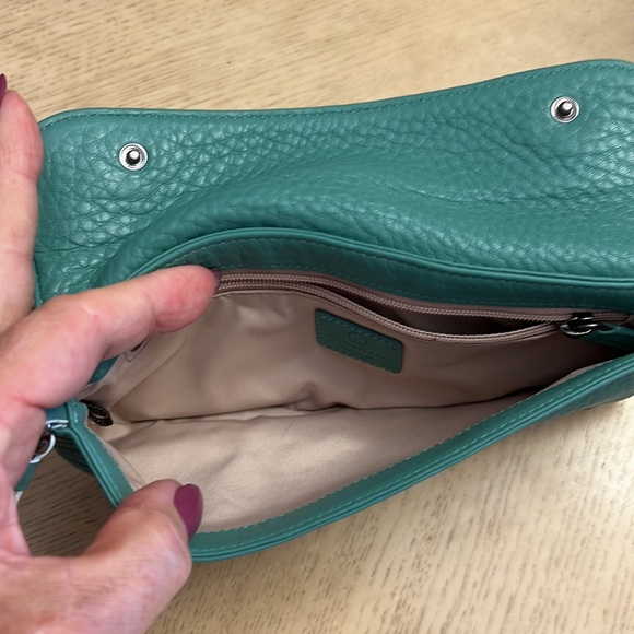 Cole HAAN Teal Leather Village wristlet. NWT - Picture 4 of 6